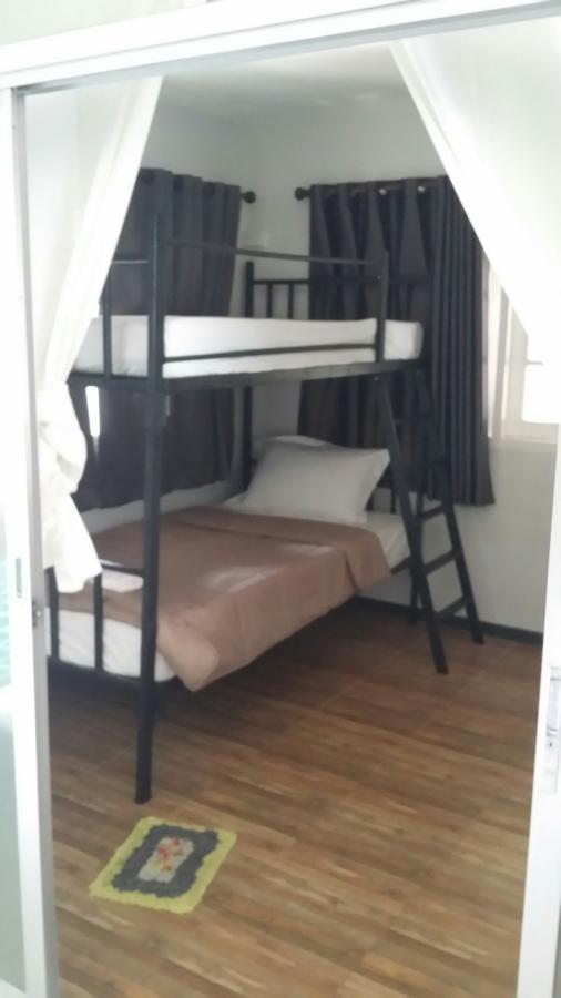 Solar Ville House Chiangmai チエンマイ エクステリア 写真