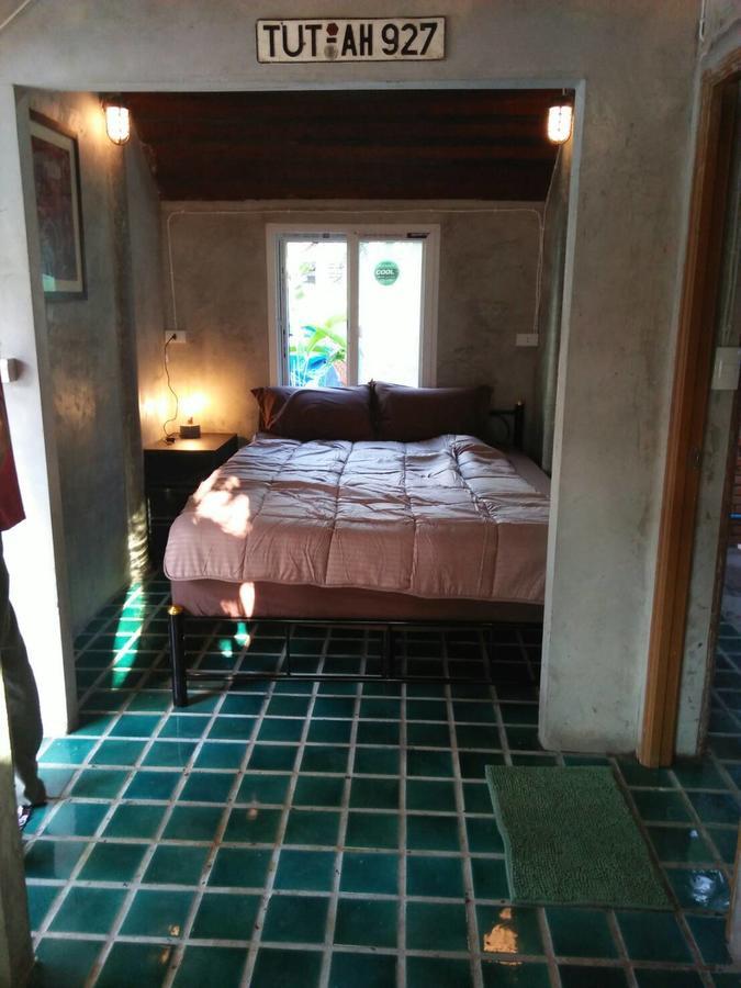 Solar Ville House Chiangmai チエンマイ エクステリア 写真