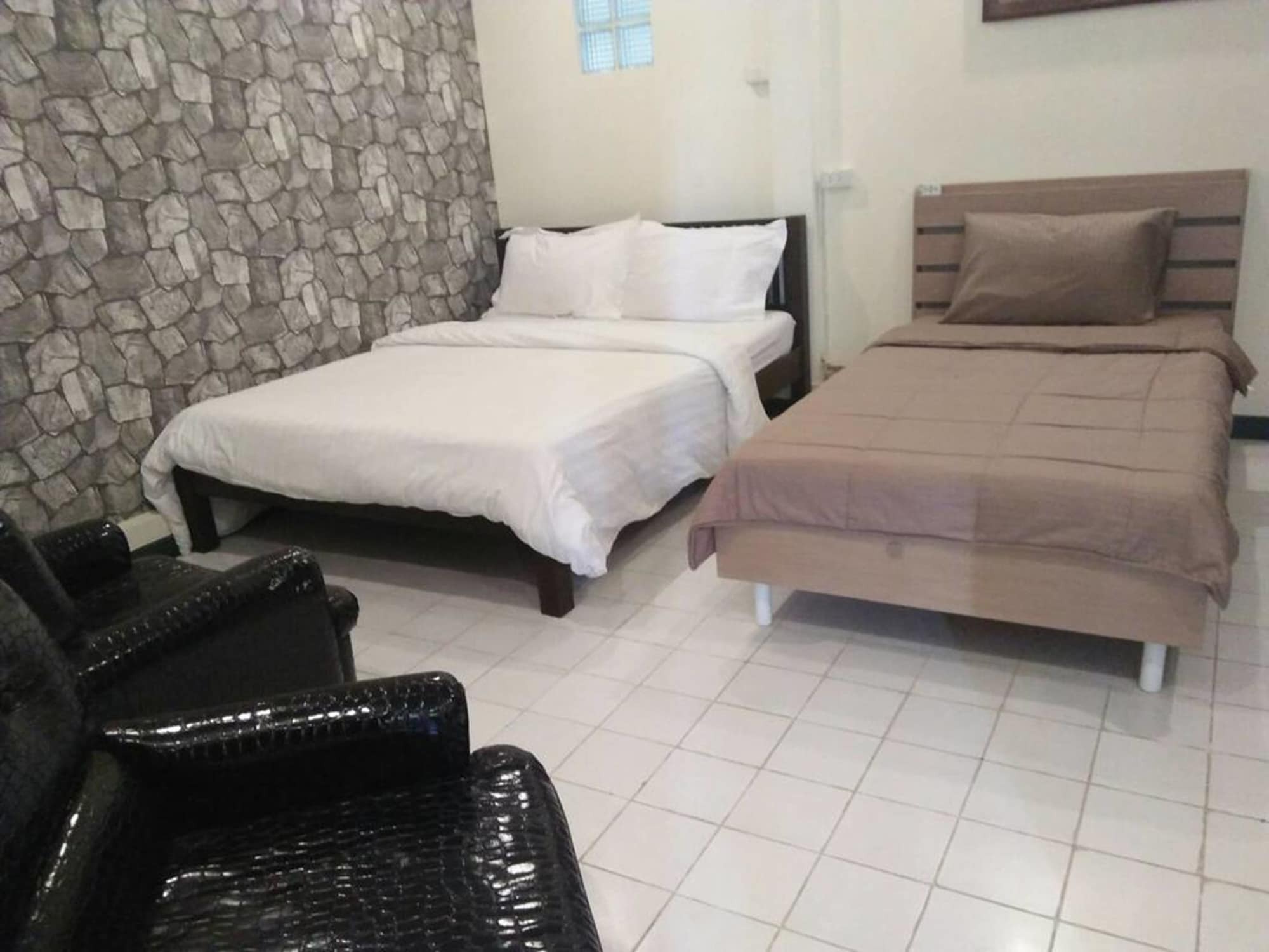 Solar Ville House Chiangmai チエンマイ エクステリア 写真